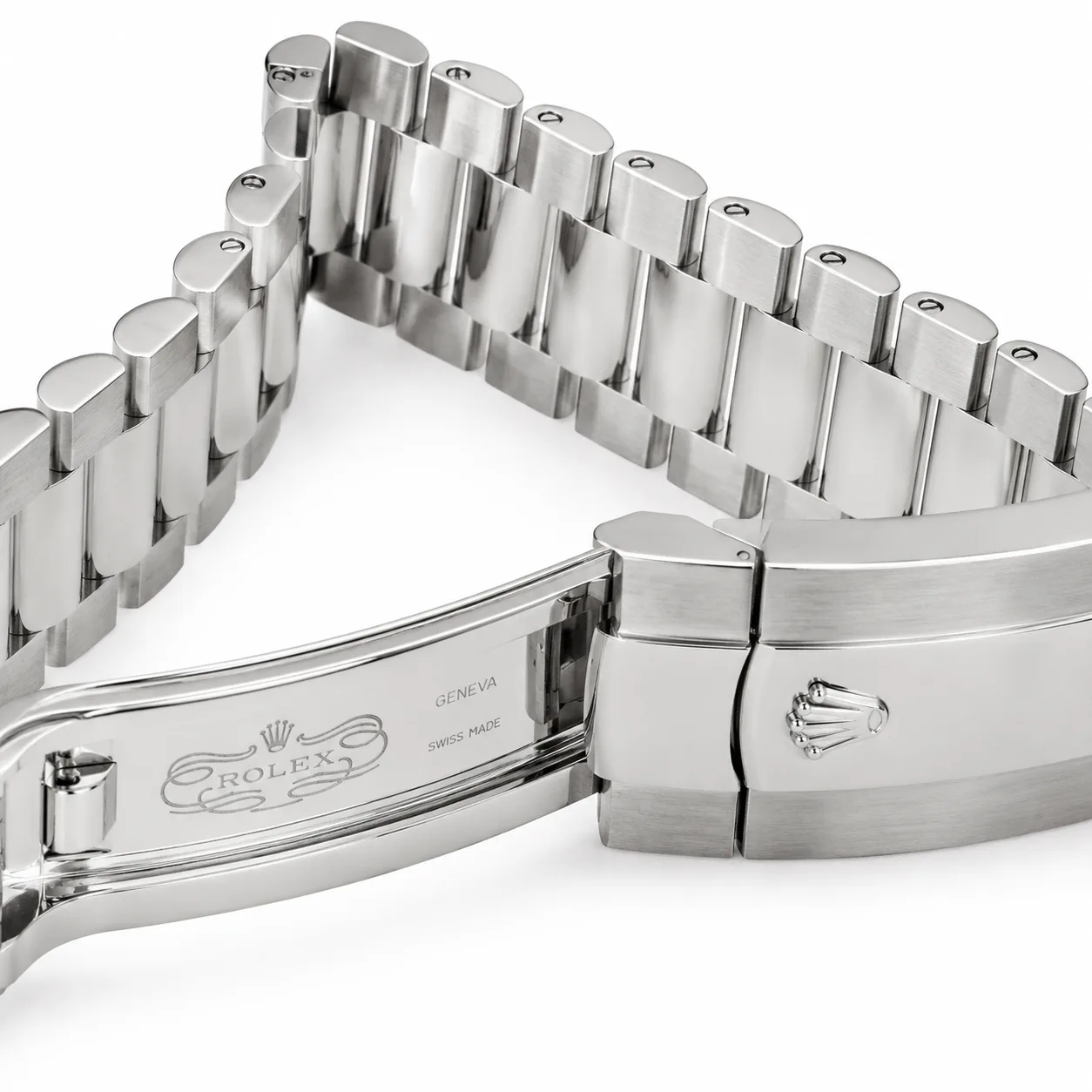 Rolex Day-Date m228239-0060 40mm Blue Dial Fluted Bezel 18K White Gold AI 头图 3 - 表扣表链 [ai-shot:bracelet-clasp]