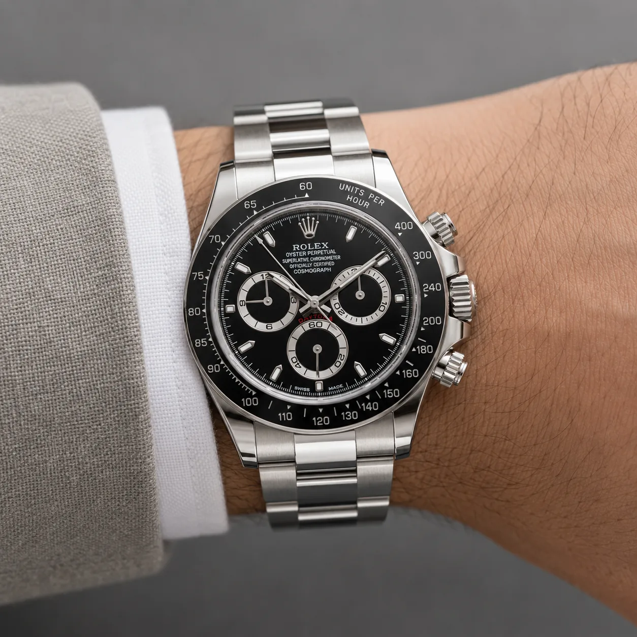 Rolex Cosmograph Daytona m126502-0001 40mm Calibre 4131 Black / Black Cerachrom Bezel 950 Platinum AI 头图 4 - 佩戴图 [ai-shot:wrist-shot]