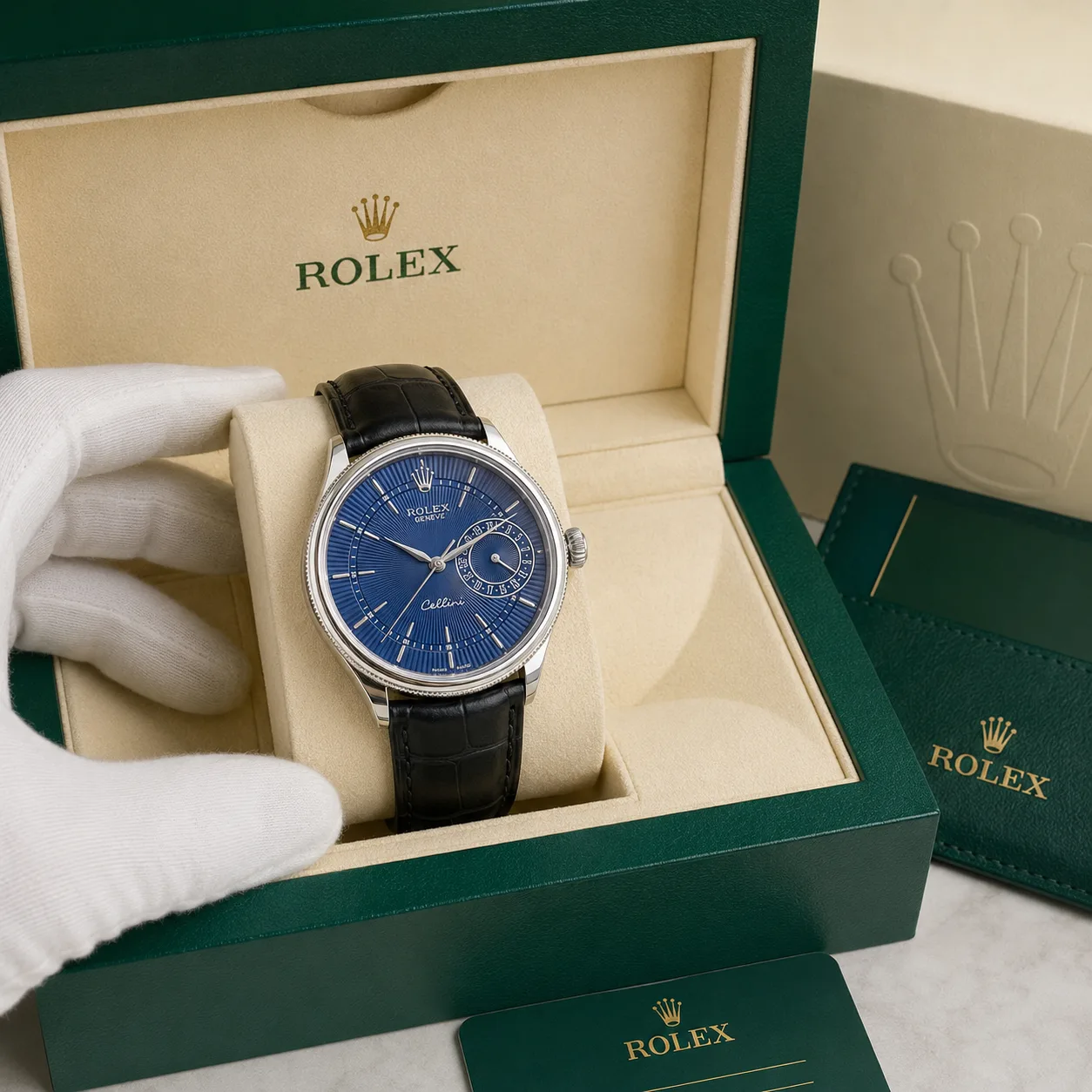 Rolex Datejust m50519-0015 39mm Blue Dial Smooth Bezel 18K White Gold AI 头图 5 - 包装盒 [ai-shot:box-shot]