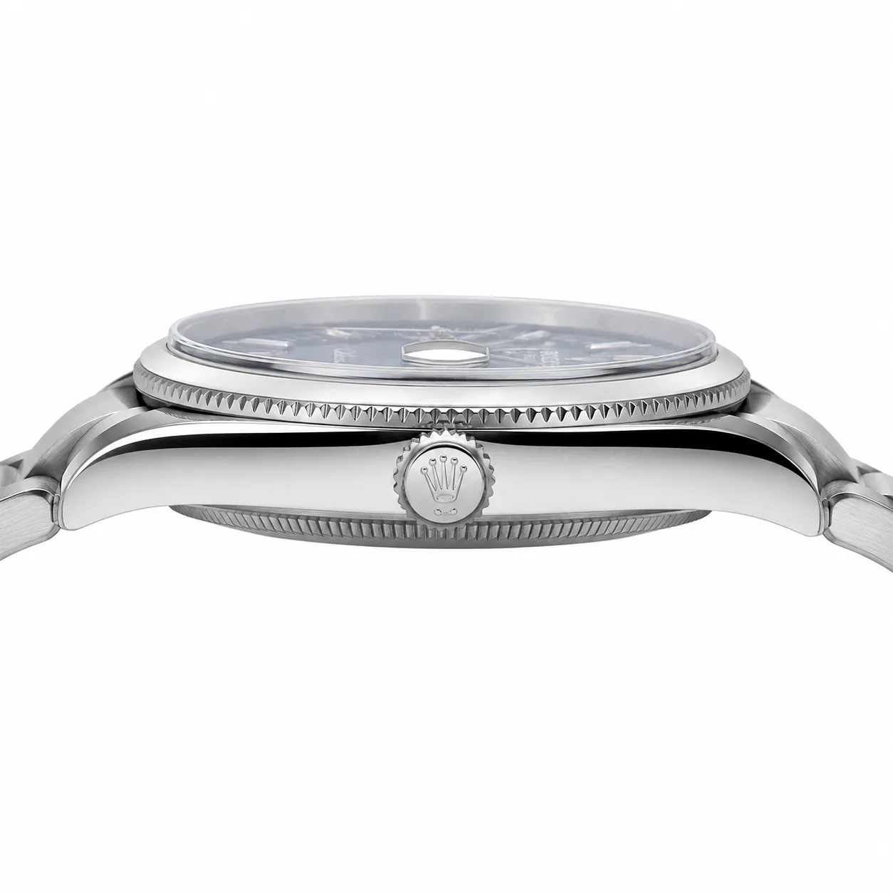 Rolex Datejust m50519-0015 39mm Blue Dial Smooth Bezel 18K White Gold AI 头图 2 - 侧面细节 [ai-shot:side-detail]