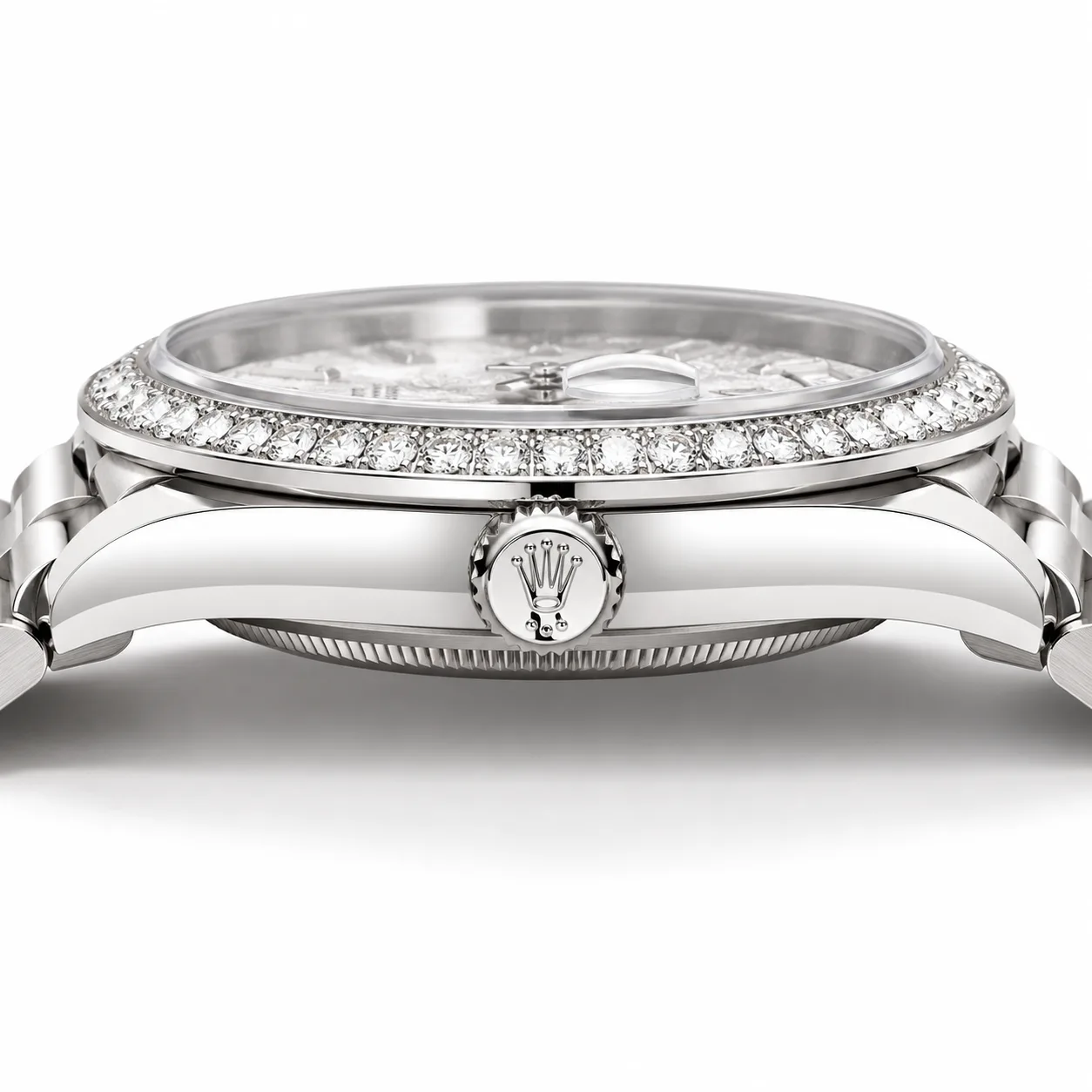 Rolex Day-Date m228349rbr-0040 40mm White Dial Diamond-Set Bezel 18K White Gold AI 头图 2 - 侧面细节 [ai-shot:side-detail]