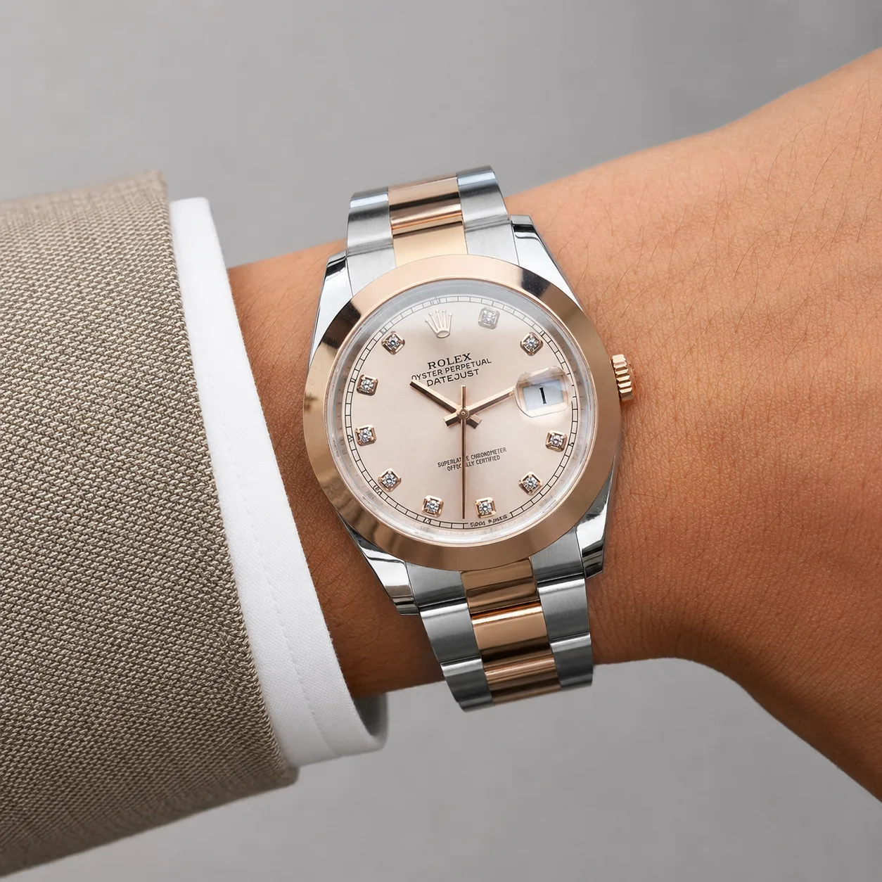 Rolex Datejust M126301-0007 Cal.3235 Fluted Bezel Everose Gold AI 头图 4 - 佩戴图 [ai-shot:wrist-shot]