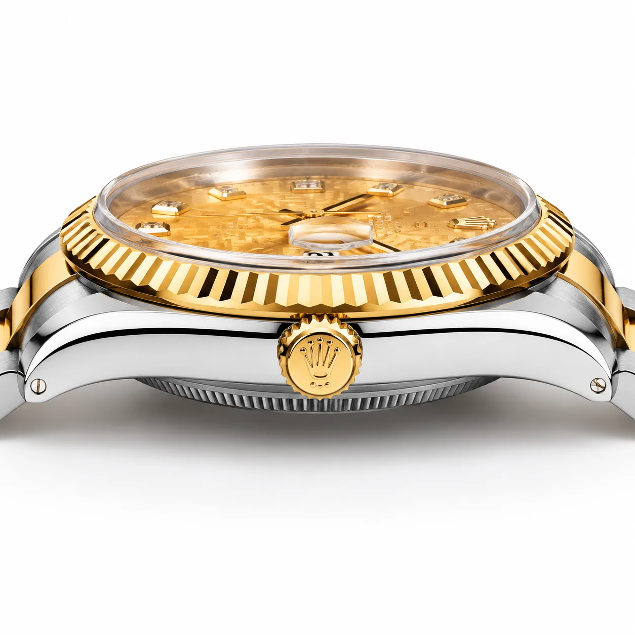 Rolex Datejust m126203-0019 36mm Champagne Dial Fluted Bezel 904L Stainless Steel and 18K Yellow Gold AI 头图 2 - 侧面细节 [ai-shot:side-detail]