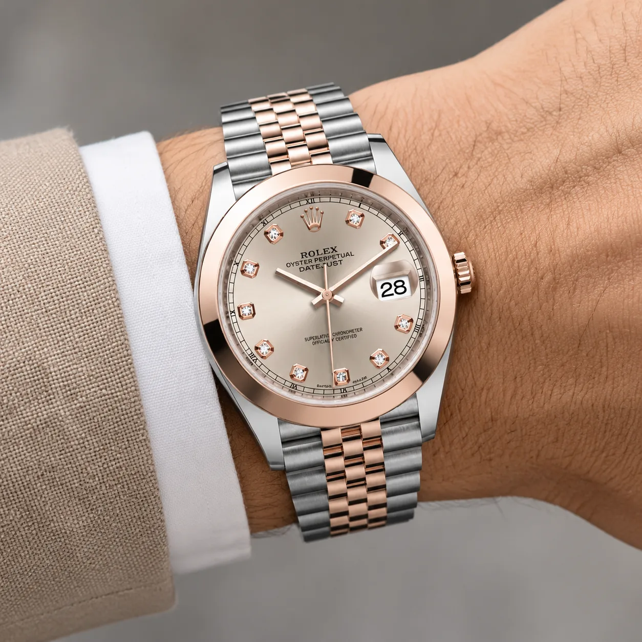 Rolex Datejust m126301-0008 41mm Cal.3235 904L Stainless Steel and 18K Everose Gold AI 头图 4 - 佩戴图 [ai-shot:wrist-shot]