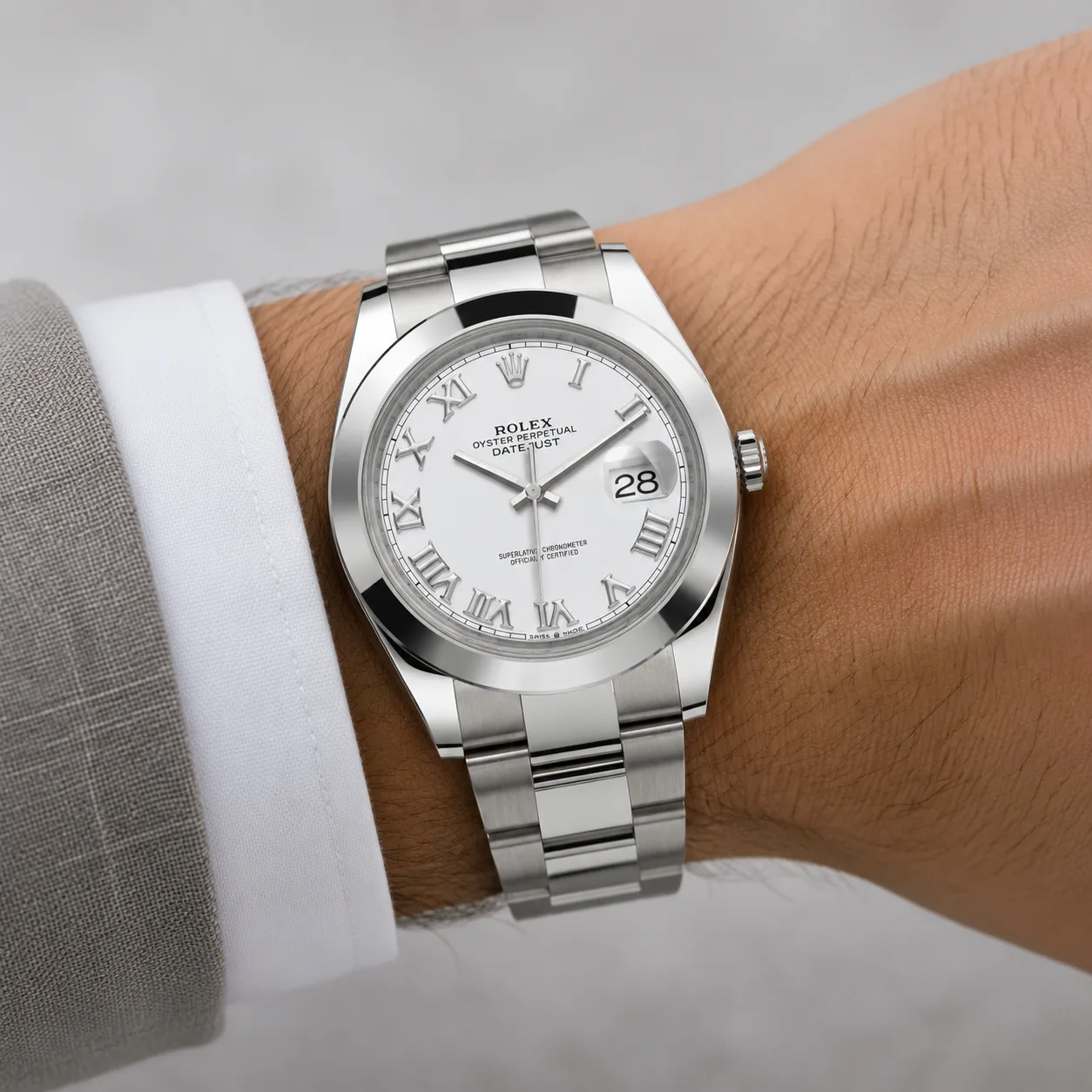 Rolex Datejust m126300-0015 41mm Cal.3235 904L Stainless Steel AI 头图 4 - 佩戴图 [ai-shot:wrist-shot]