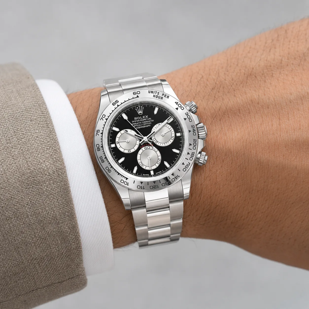 Rolex Cosmograph Daytona m126509-0001 40mm Cal.4131 18K White Gold AI 头图 4 - 佩戴图 [ai-shot:wrist-shot]