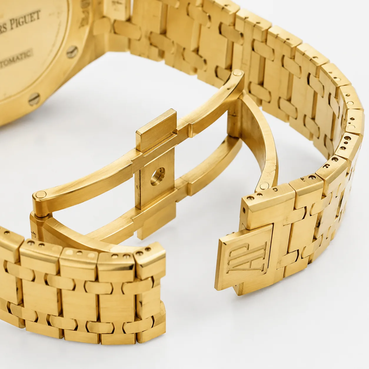 Audemars Piguet Royal Oak 15400BA Cal.3120 White Dial Two Tone AI 头图 3 - 表扣表链 [ai-shot:bracelet-clasp]