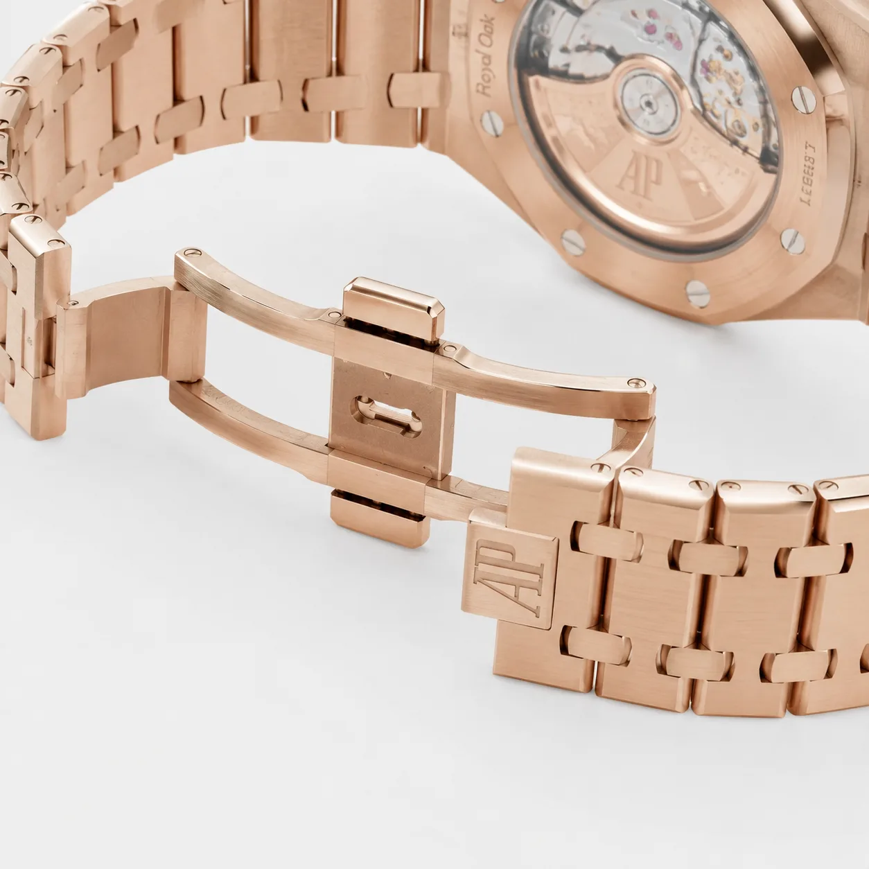 Audemars Piguet Royal Oak 15400OR Cal.3120 White Dial Everose Gold AI 头图 3 - 表扣表链 [ai-shot:bracelet-clasp]