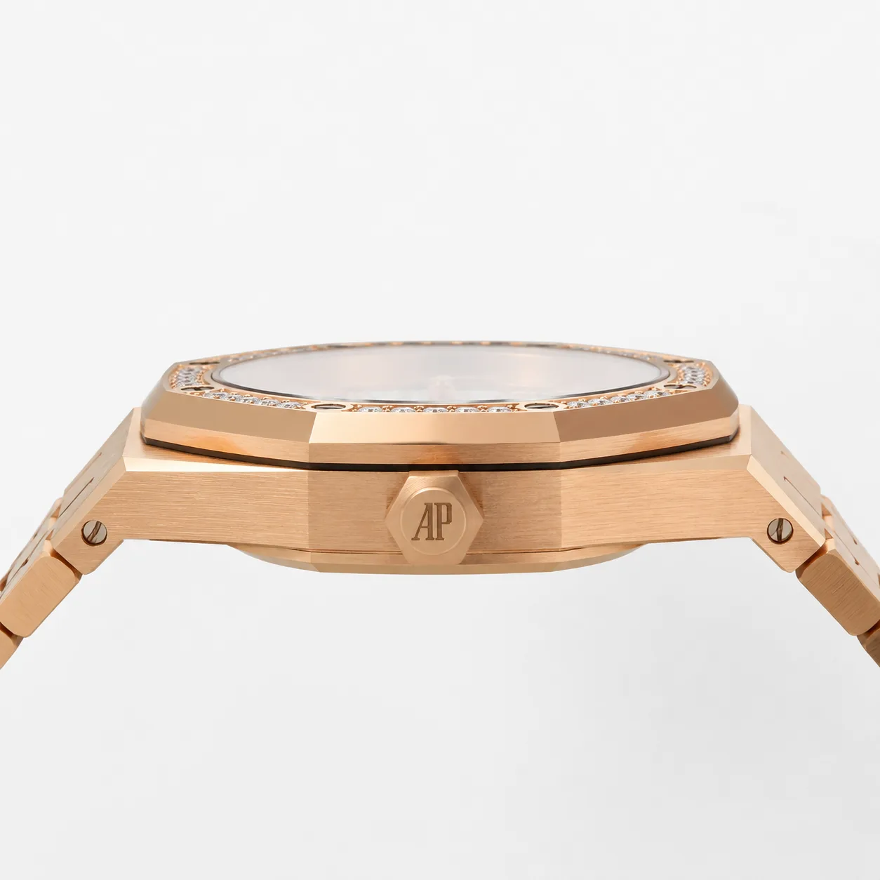 Audemars Piguet Royal Oak 15400OR.ZZ.1240OR.01 Cal.3120 White Dial Everose Gold AI 头图 2 - 侧面细节 [ai-shot:side-detail]