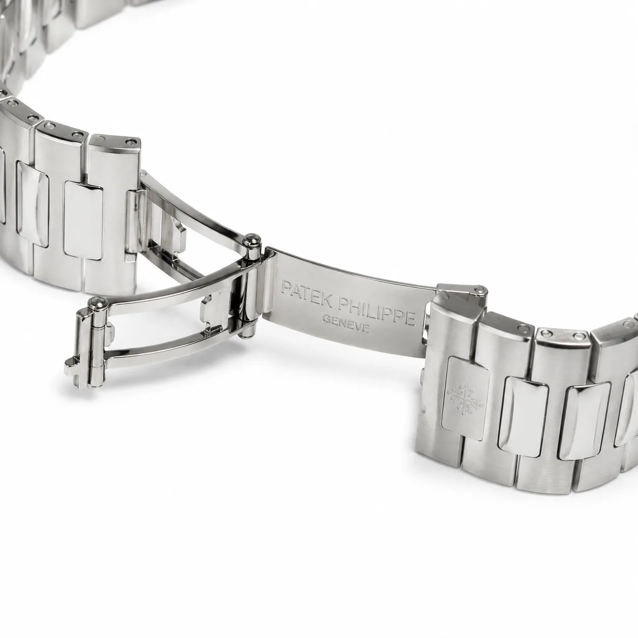 Patek Philippe Nautilus 5711/1300A-001 Cal.324 D-Blue Dial AI 头图 3 - 表扣表链 [ai-shot:bracelet-clasp]
