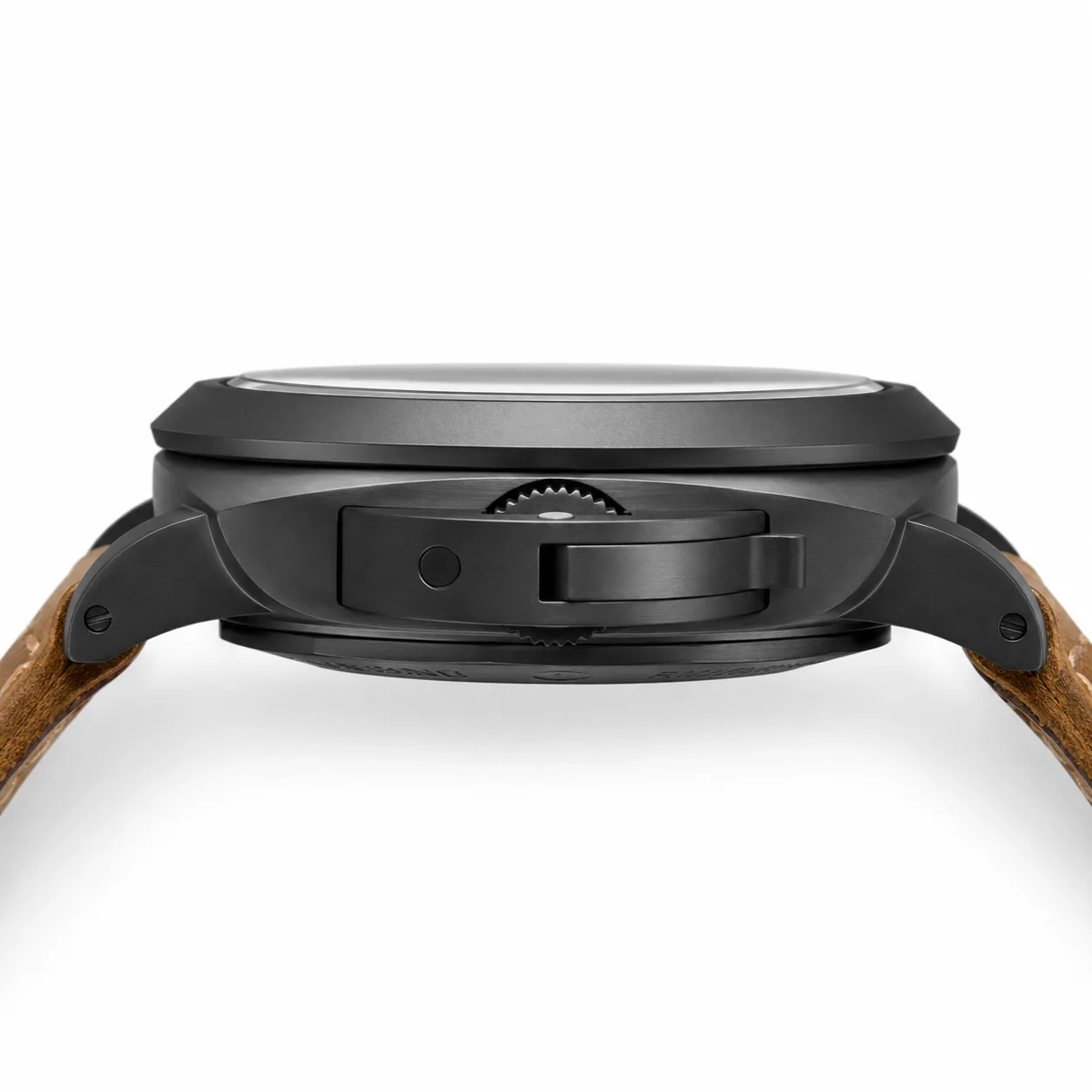 PANERAI 庐米诺 Marina Militare (Luminor Marina Militare) PAM05218 Cal.6000 AI 头图 2 - 侧面细节 [ai-shot:side-detail]
