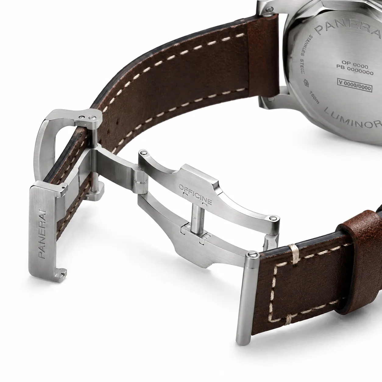 PANERAI 庐米诺 (Luminor) PAM01759 Cal.9010 AI 头图 3 - 表扣表链 [ai-shot:bracelet-clasp]