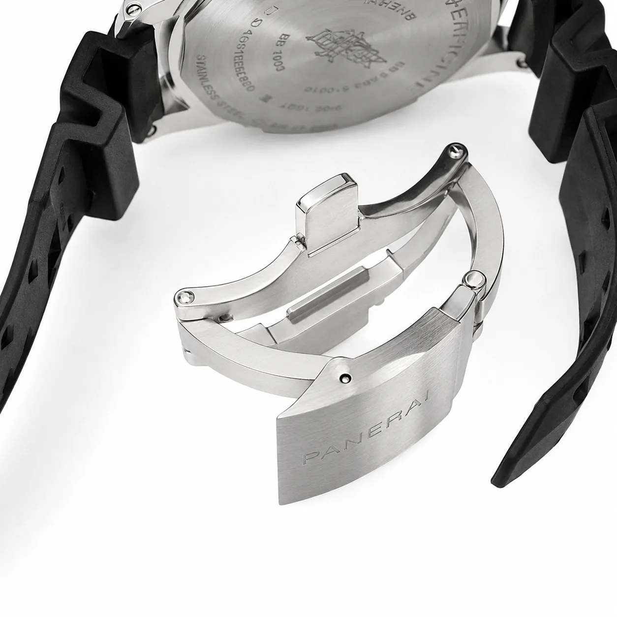 PANERAI 潜行系列 (Submersible) PAM00683 OPXXXIV自动上链机械机芯 Black Dial Black Bezel AI 头图 3 - 表扣表链 [ai-shot:bracelet-clasp]