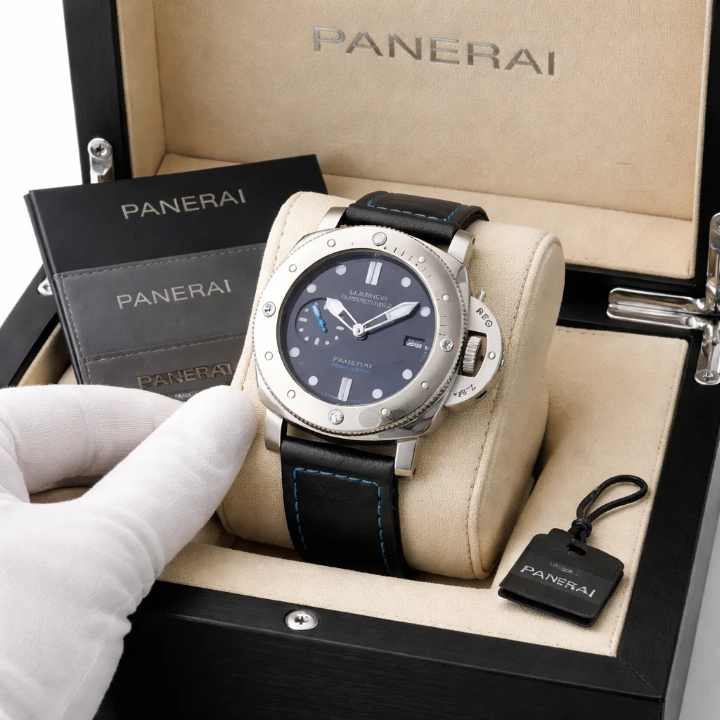 PANERAI 潜行系列 (Submersible) PAM006921 Cal.9010 Blue Dial Blue Bezel AI 头图 5 - 包装盒 [ai-shot:box-shot]