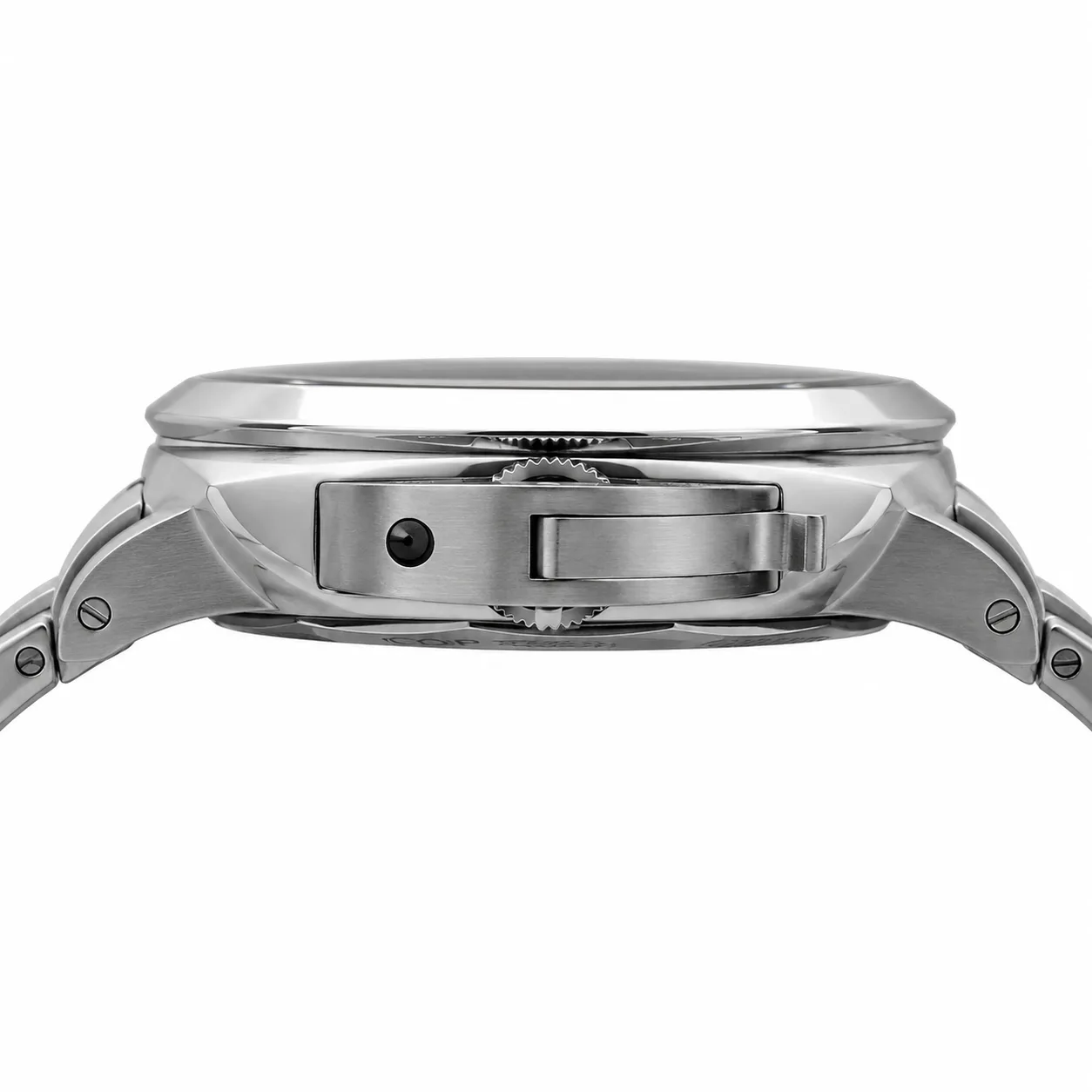PANERAI 庐米诺系列 (Luminor Marina) PAM01562 Cal.980 AI 头图 2 - 侧面细节 [ai-shot:side-detail]