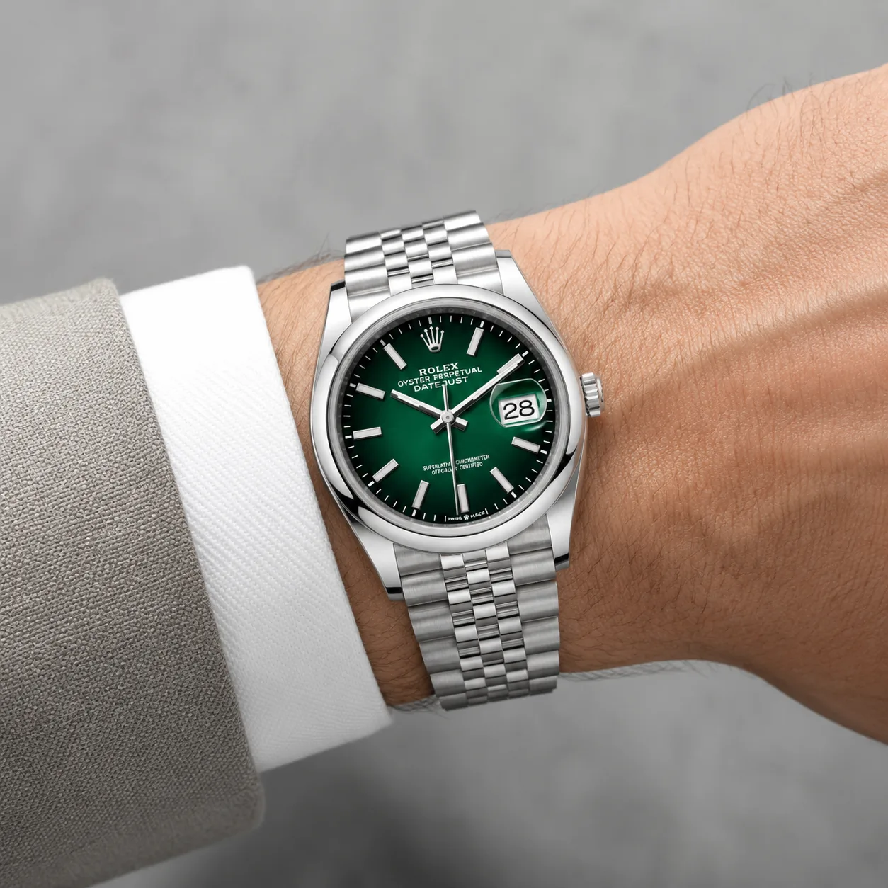 Rolex Datejust m126200-0026 36mm Cal.3235 904L Stainless Steel AI 头图 4 - 佩戴图 [ai-shot:wrist-shot]