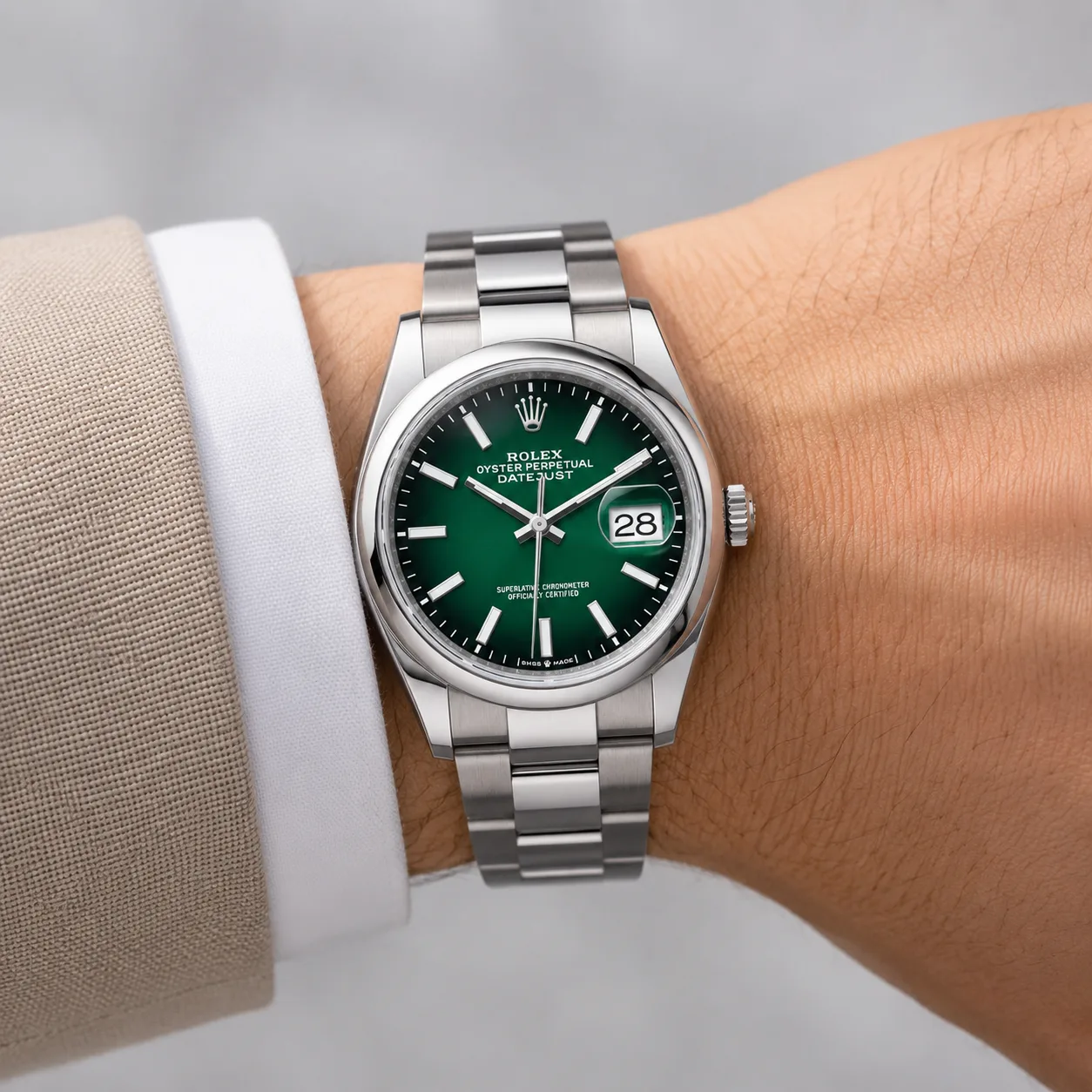 Rolex Datejust m126200-0025 36mm Cal.3235 904L Stainless Steel AI 头图 4 - 佩戴图 [ai-shot:wrist-shot]