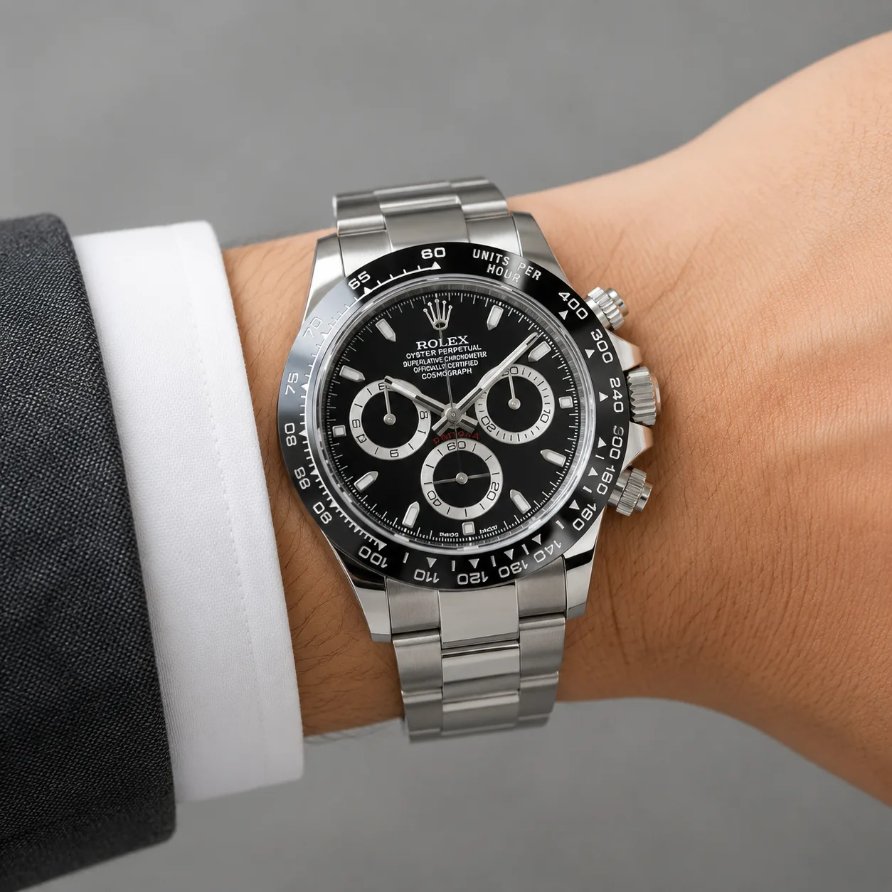 Rolex Cosmograph Daytona M126500LN-0002 Cal.4130 Black Dial Black Bezel AI 头图 4 - 佩戴图 [ai-shot:wrist-shot]