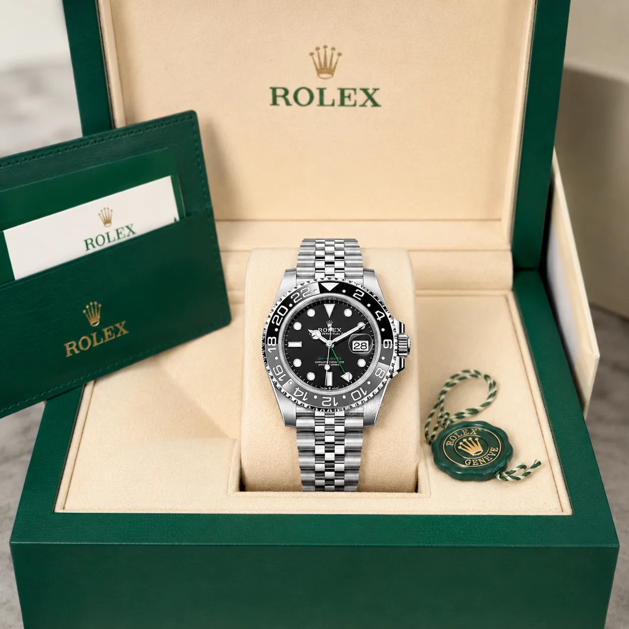 Rolex GMT-Master II m126710grnr-0003 40mm Cal.3285 / Cerachrom 904L Stainless Steel AI 头图 5 - 包装盒 [ai-shot:box-shot]