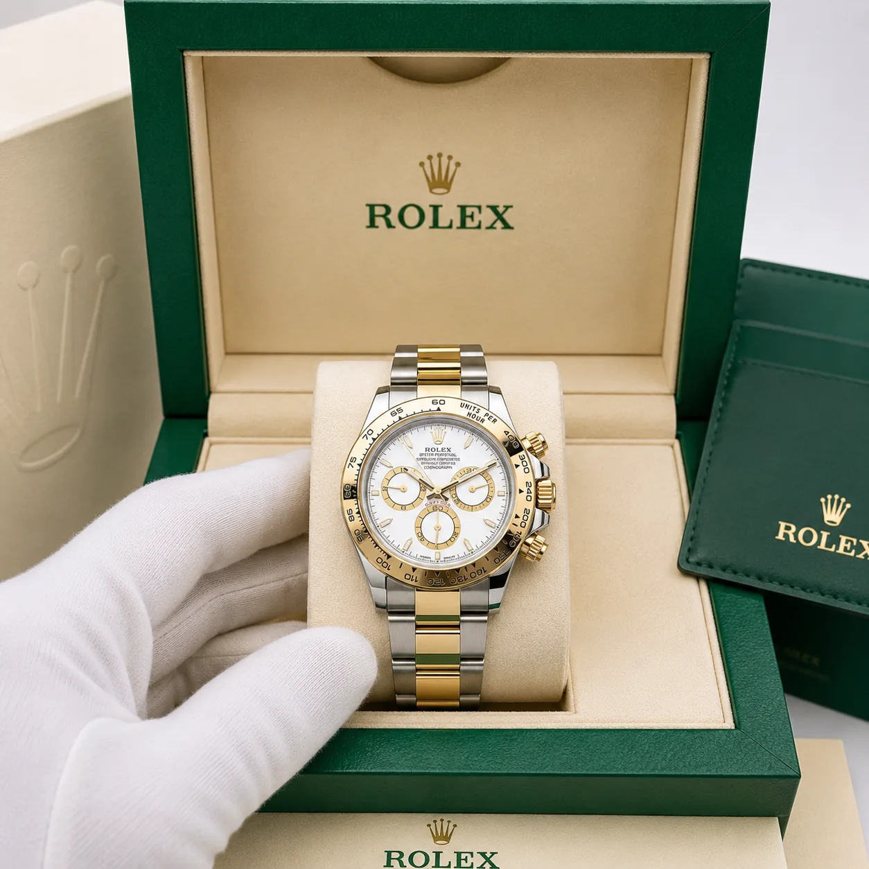 Rolex Cosmograph Daytona m126503-0001 40mm Cal.4131 / 18K 904L Stainless Steel and 18K Yellow Gold AI 头图 5 - 包装盒 [ai-shot:box-shot]