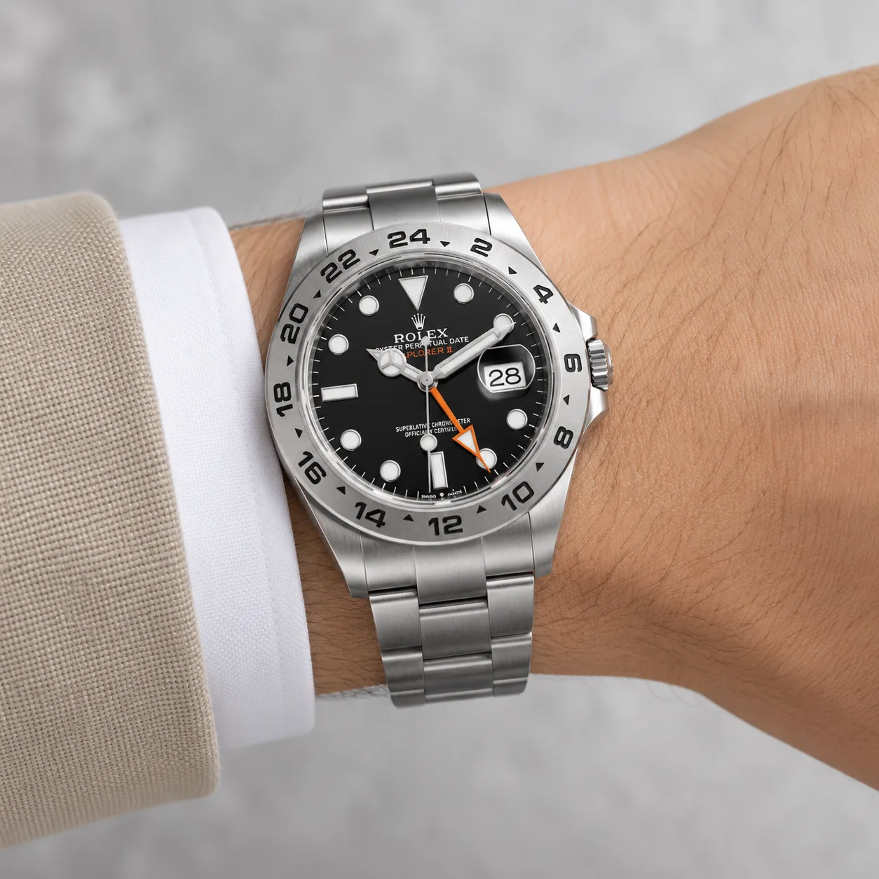 Rolex Explorer m226570-0002 42mm Calibre 3285 Black / Fixed 24-hour Oystersteel Bezel 904L Stainless Steel AI 头图 4 - 佩戴图 [ai-shot:wrist-shot]