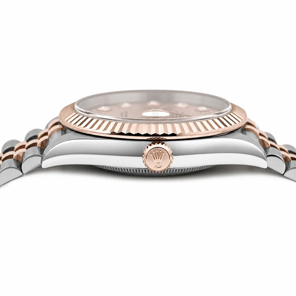 Rolex Datejust m126331-0008 41mm Calibre 3235 Pink (Diamond hour markers) / Everose Gold Fluted Bezel 904L Stainless Steel and 18K Everose Gold AI 头图 2 - 侧面细节 [ai-shot:side-detail]