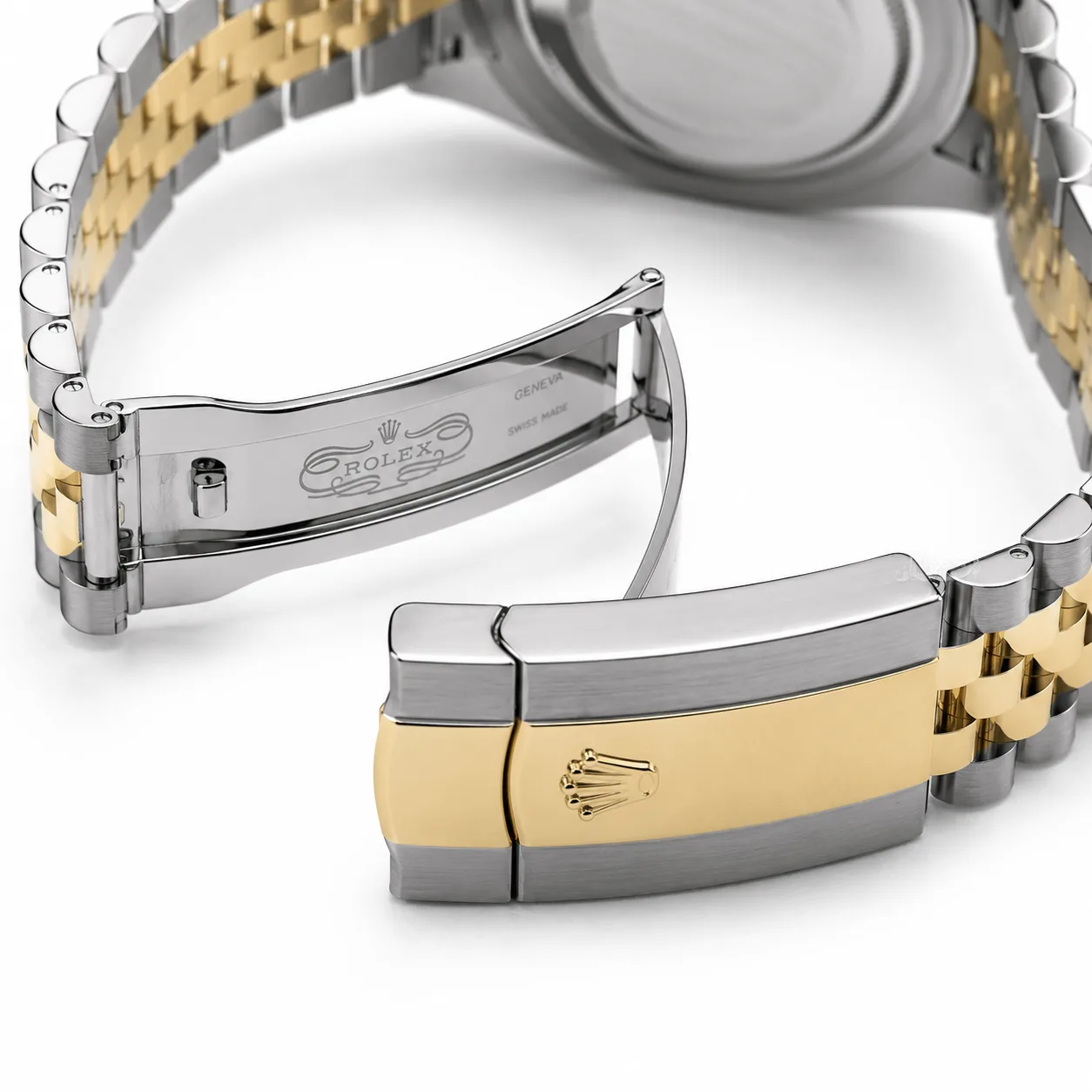 Rolex Datejust m126333-0002 41mm Calibre 3235 Champagne / Yellow Gold Fluted Bezel 904L Stainless Steel and 18K Yellow Gold AI 头图 3 - 表扣表链 [ai-shot:bracelet-clasp]