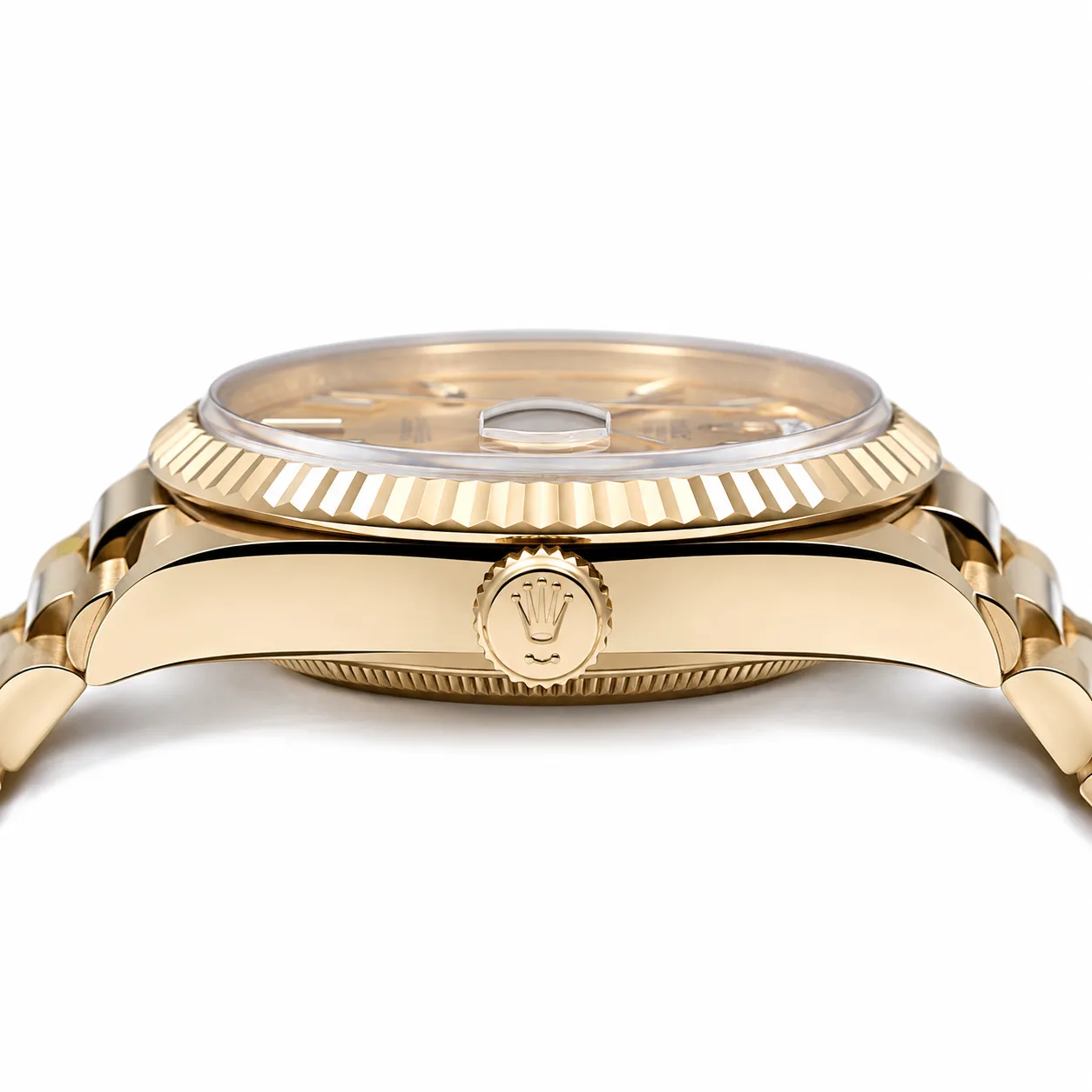 Rolex Datejust m228238-0006 36mm Calibre 2236 Champagne / Diamond-Set Bezel 18K Yellow Gold AI 头图 2 - 侧面细节 [ai-shot:side-detail]