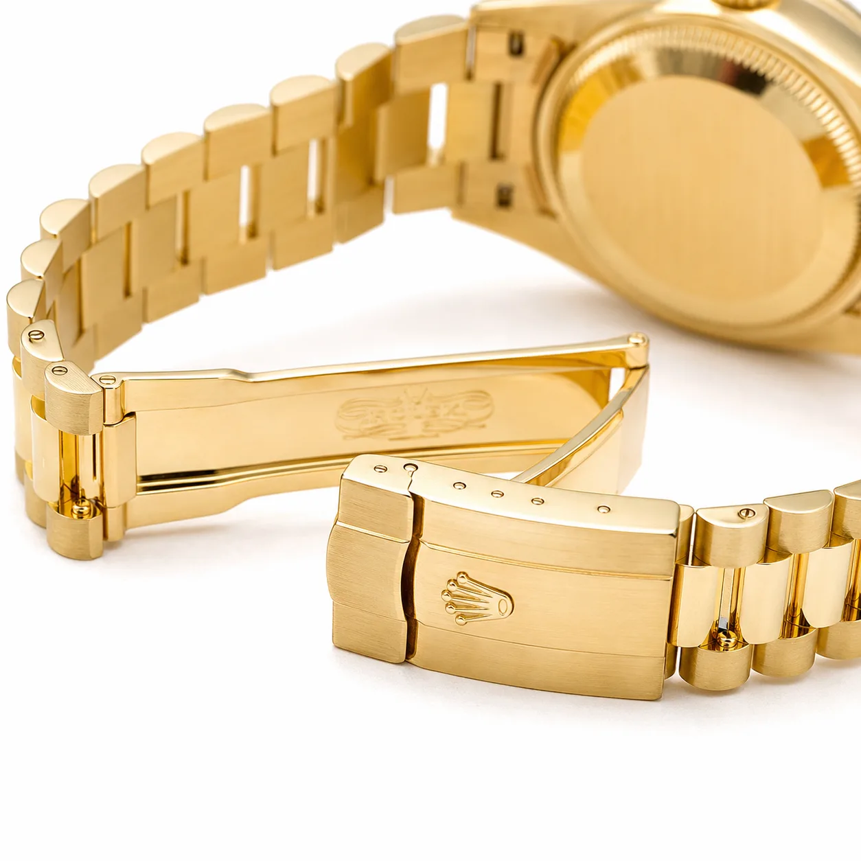 Rolex Datejust m228348rbr-0001 28mm Calibre 2236 White Mother-of-Pearl / Diamond-Set Bezel 18K Yellow Gold AI 头图 3 - 表扣表链 [ai-shot:bracelet-clasp]