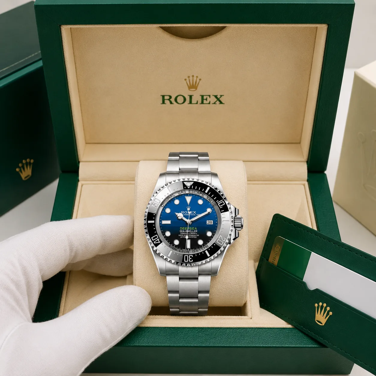 Rolex Deepsea m136660-0003 44mm Calibre 3235 904L Stainless Steel AI 头图 5 - 包装盒 [ai-shot:box-shot]