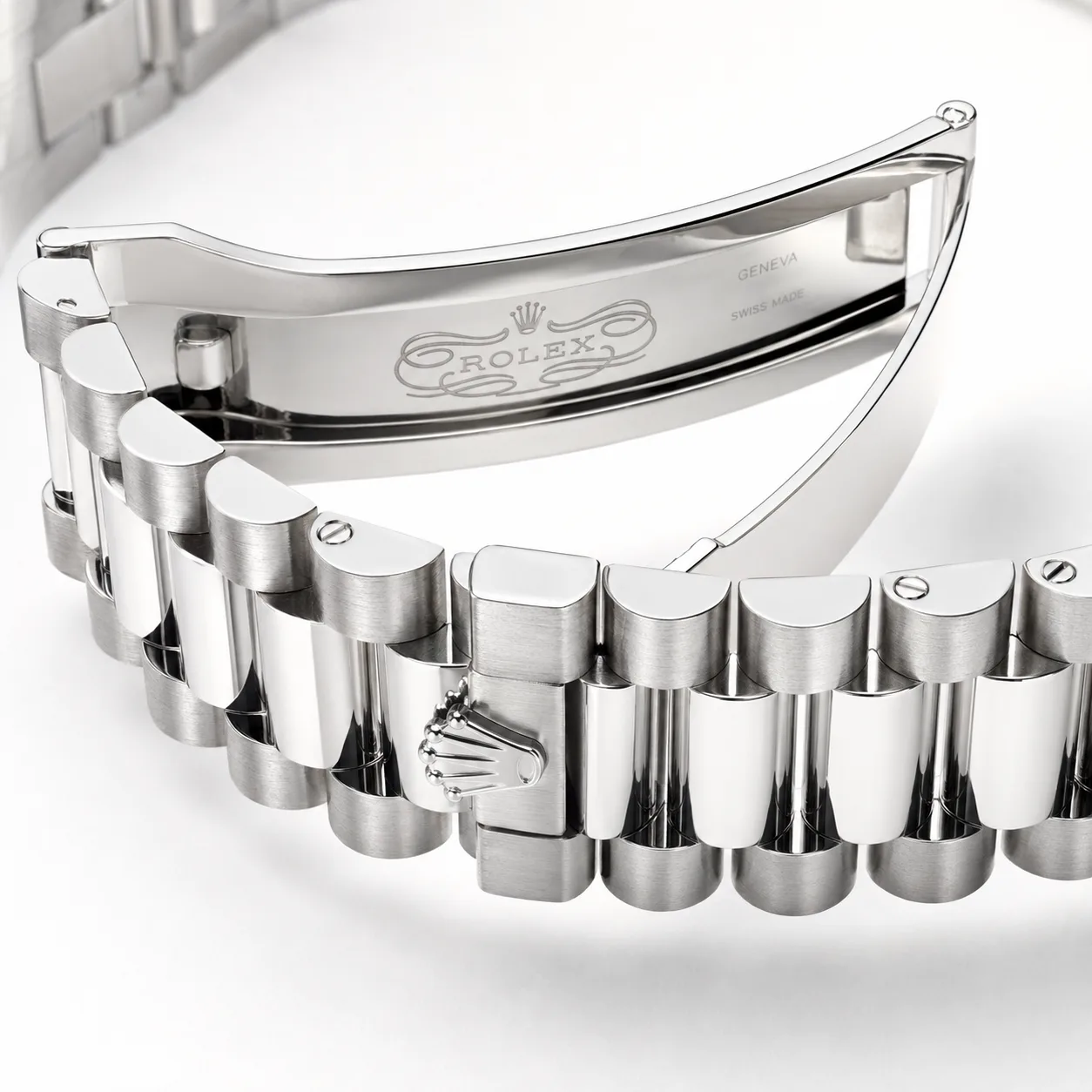 Rolex Day-Date m228236-0012 40mm Calibre 3255 Ice Blue / Fluted Bezel 950 Platinum AI 头图 3 - 表扣表链 [ai-shot:bracelet-clasp]