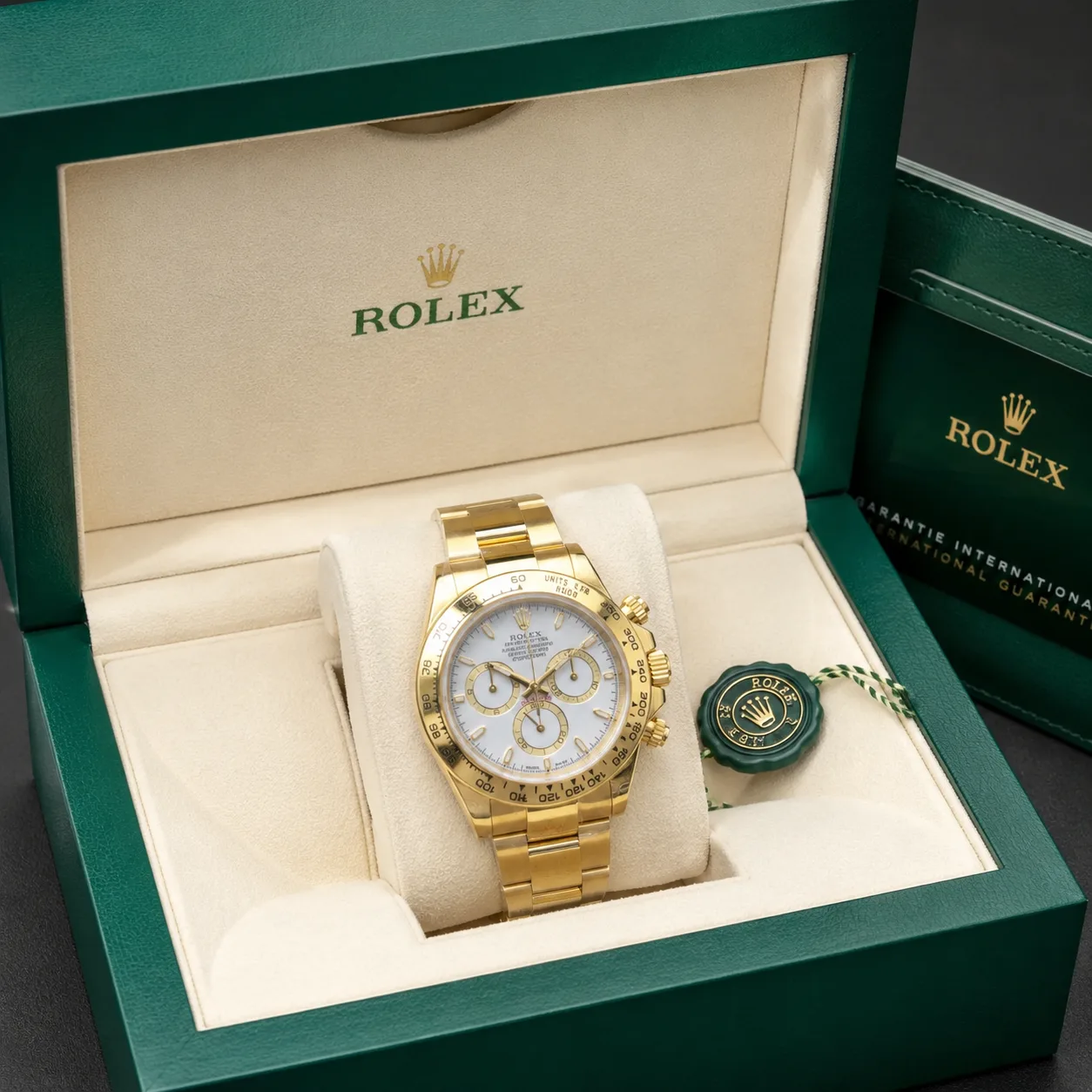Rolex Cosmograph Daytona 126508-0001 Cal.4131 White Dial Two Tone AI 头图 5 - 包装盒 [ai-shot:box-shot]