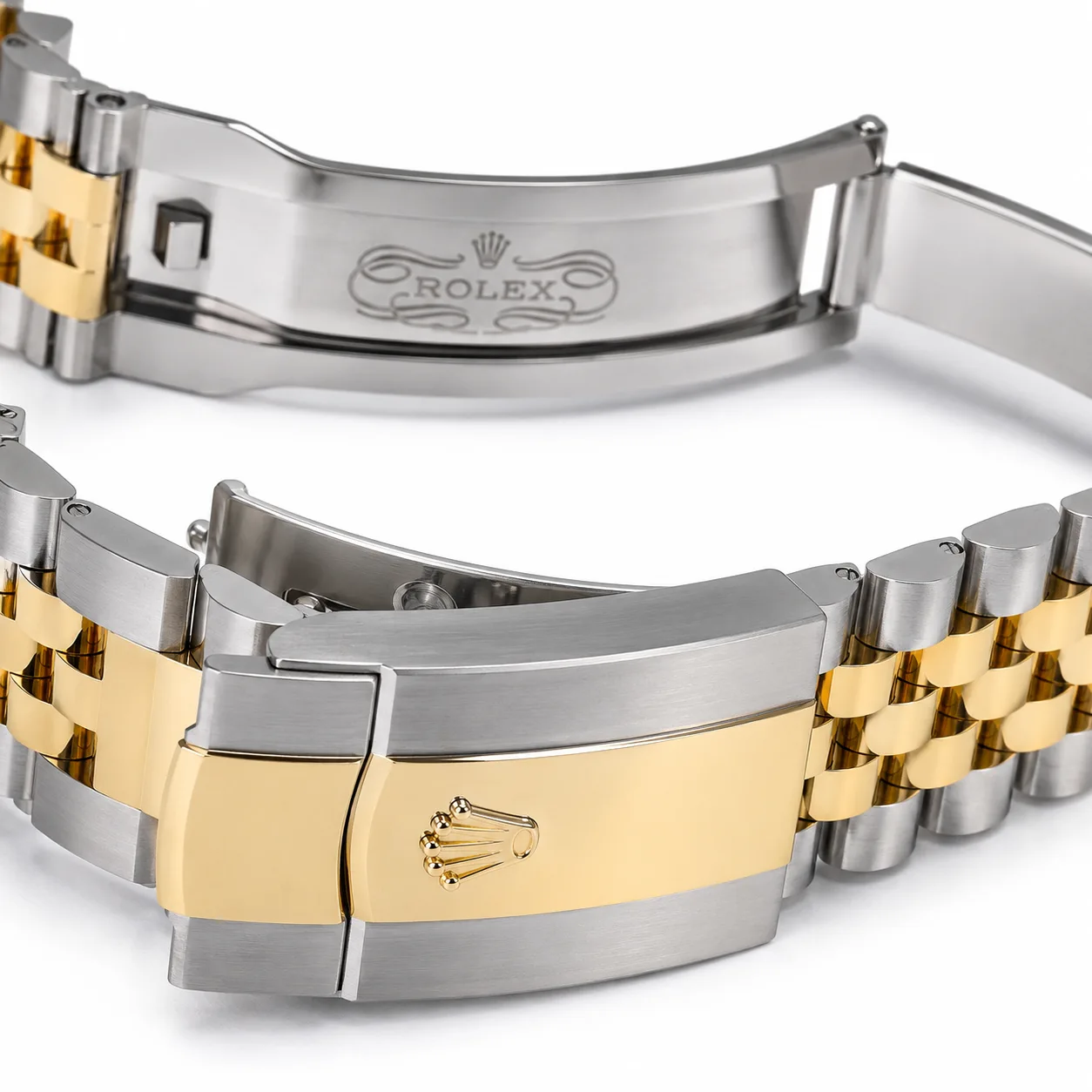 Rolex Sky-Dweller m336933-0004 42mm Calibre 9002 Champagne / Fluted Bezel 904L Stainless Steel and 18K Yellow Gold AI 头图 3 - 表扣表链 [ai-shot:bracelet-clasp]