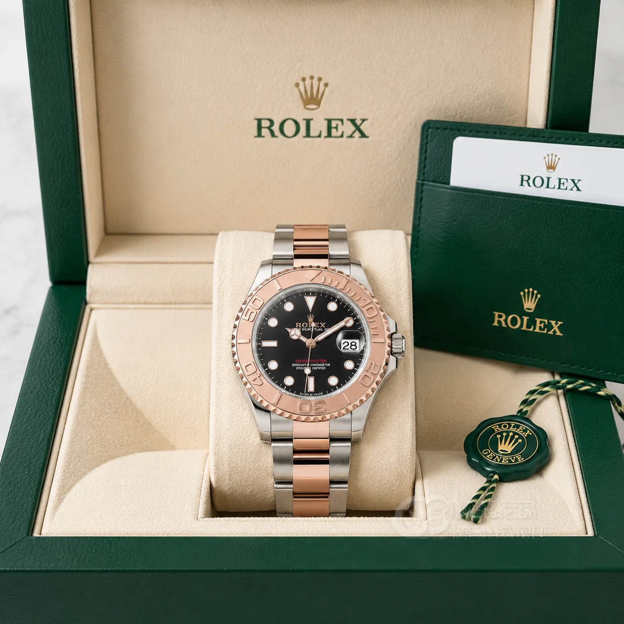 Rolex Yacht-Master m268621-0004 37mm Calibre 2236 Pink / Fluted Bezel 904L Stainless Steel and 18K Everose Gold AI 头图 5 - 包装盒 [ai-shot:box-shot]
